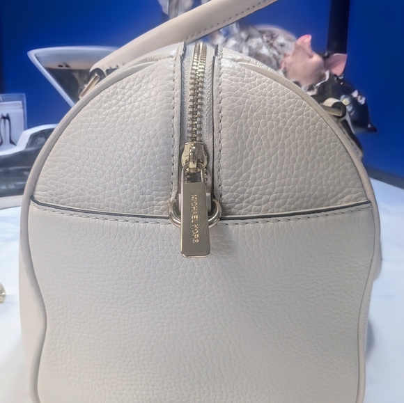 Michael Kors medium ARIA Satchel Handbag Msrp:$428.00 - Picture 4 of 16